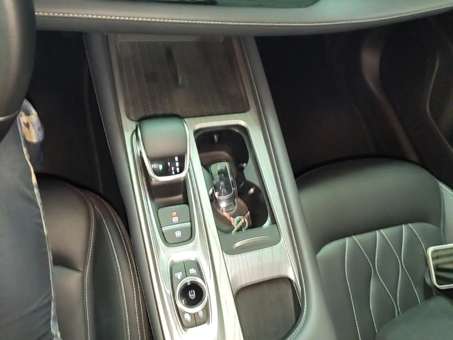 Chery Arrizo 8 PRO 2025 Pro 1.6T Luxury Model — миниатюра 17