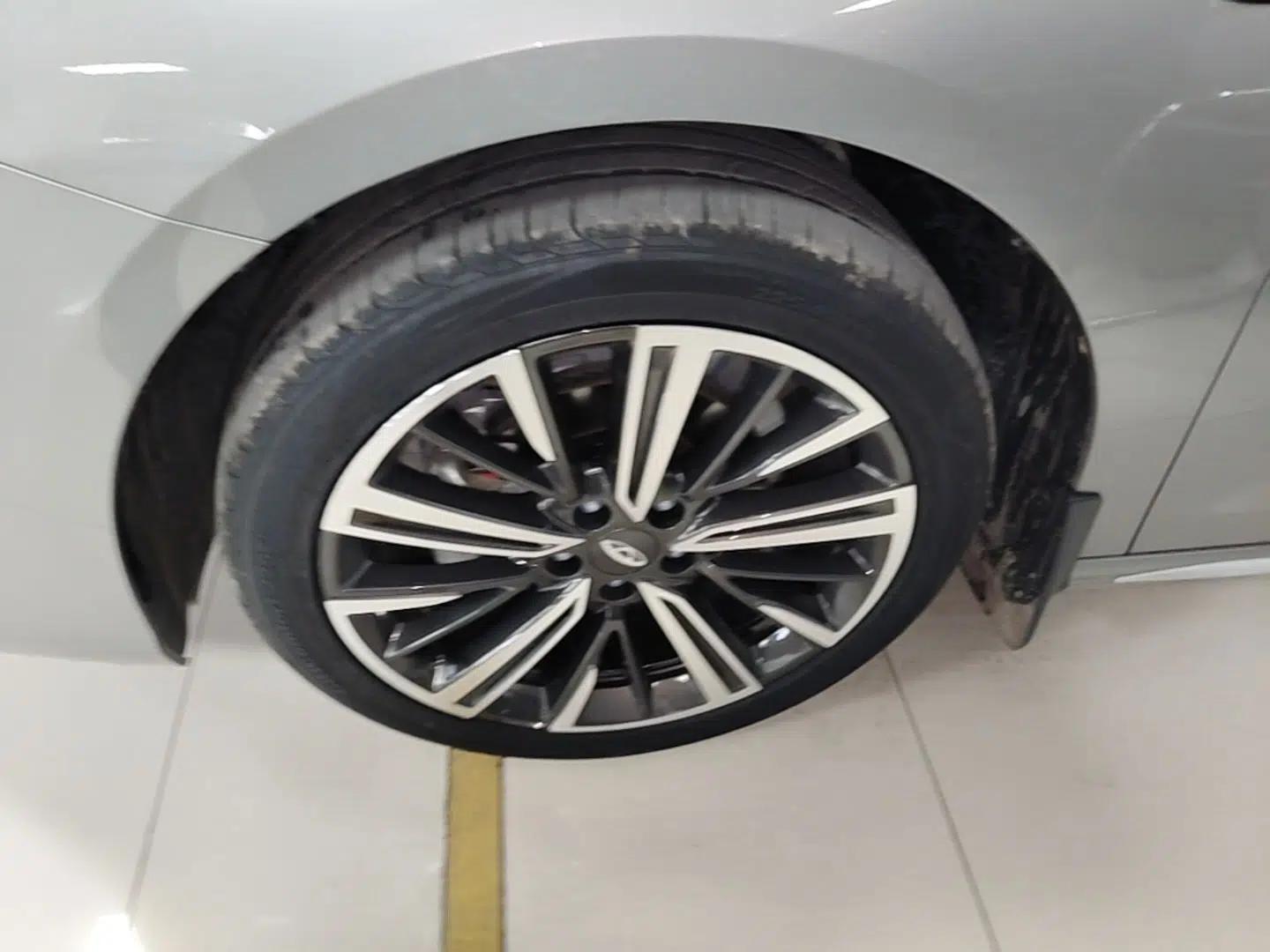 Chery Arrizo 8 PRO 2025 Pro 1.6T Luxury Model — миниатюра 8