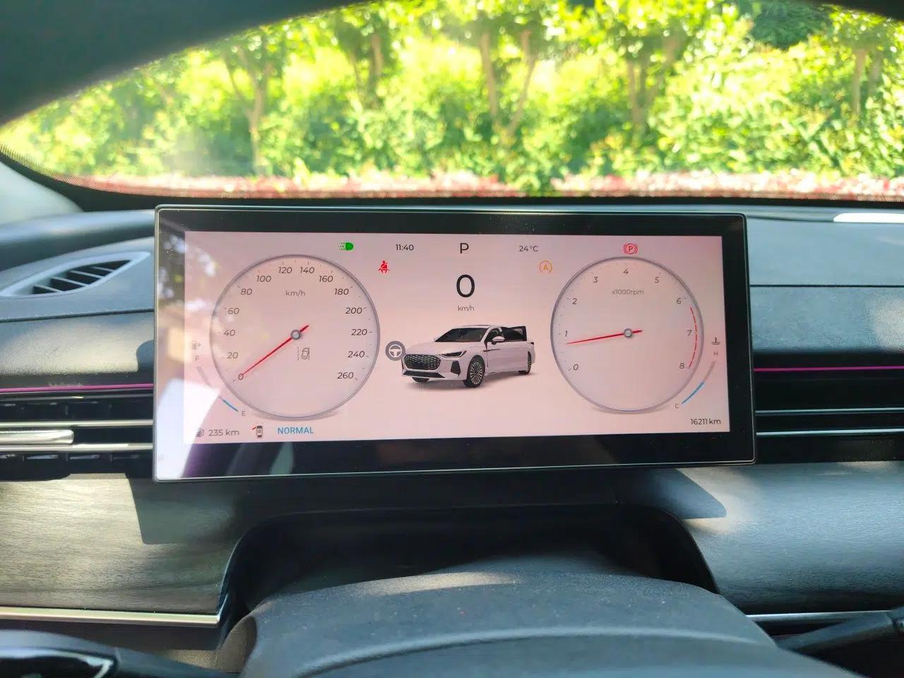 Chery Arrizo 8 PRO 2025 Pro 1.6T Luxury Model+ — миниатюра 12