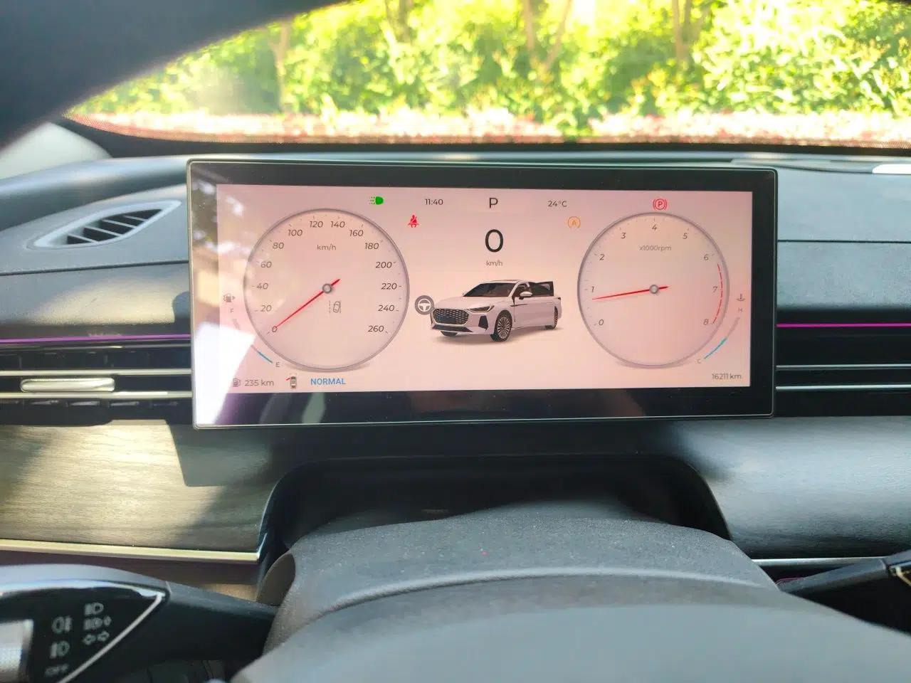 Chery Arrizo 8 PRO 2025 Pro 1.6T Luxury Model+ — миниатюра 13