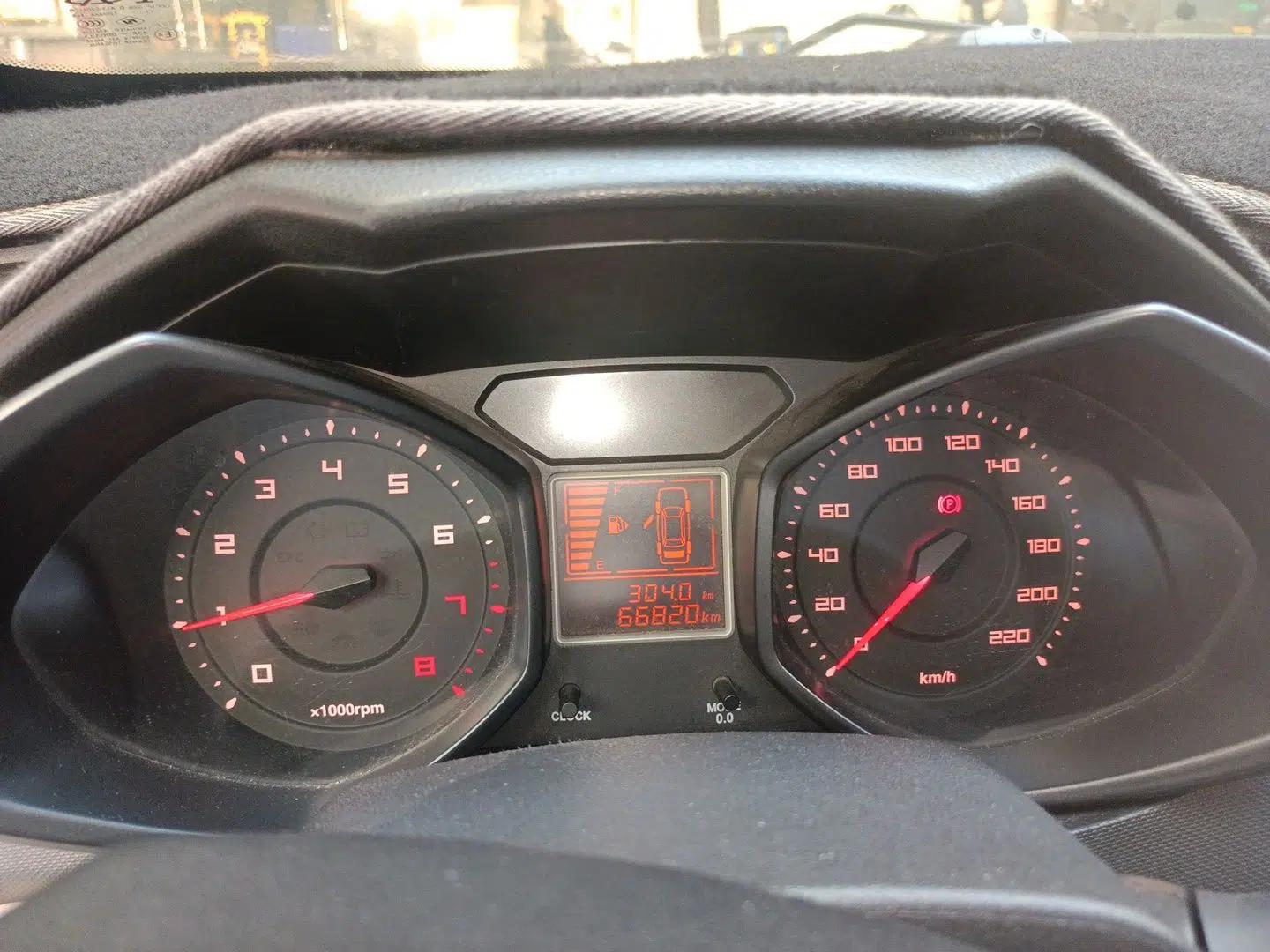 Chery Fengyun 2 2013 Hatchback 1.5L Manual Ruiyi Edition — миниатюра 12