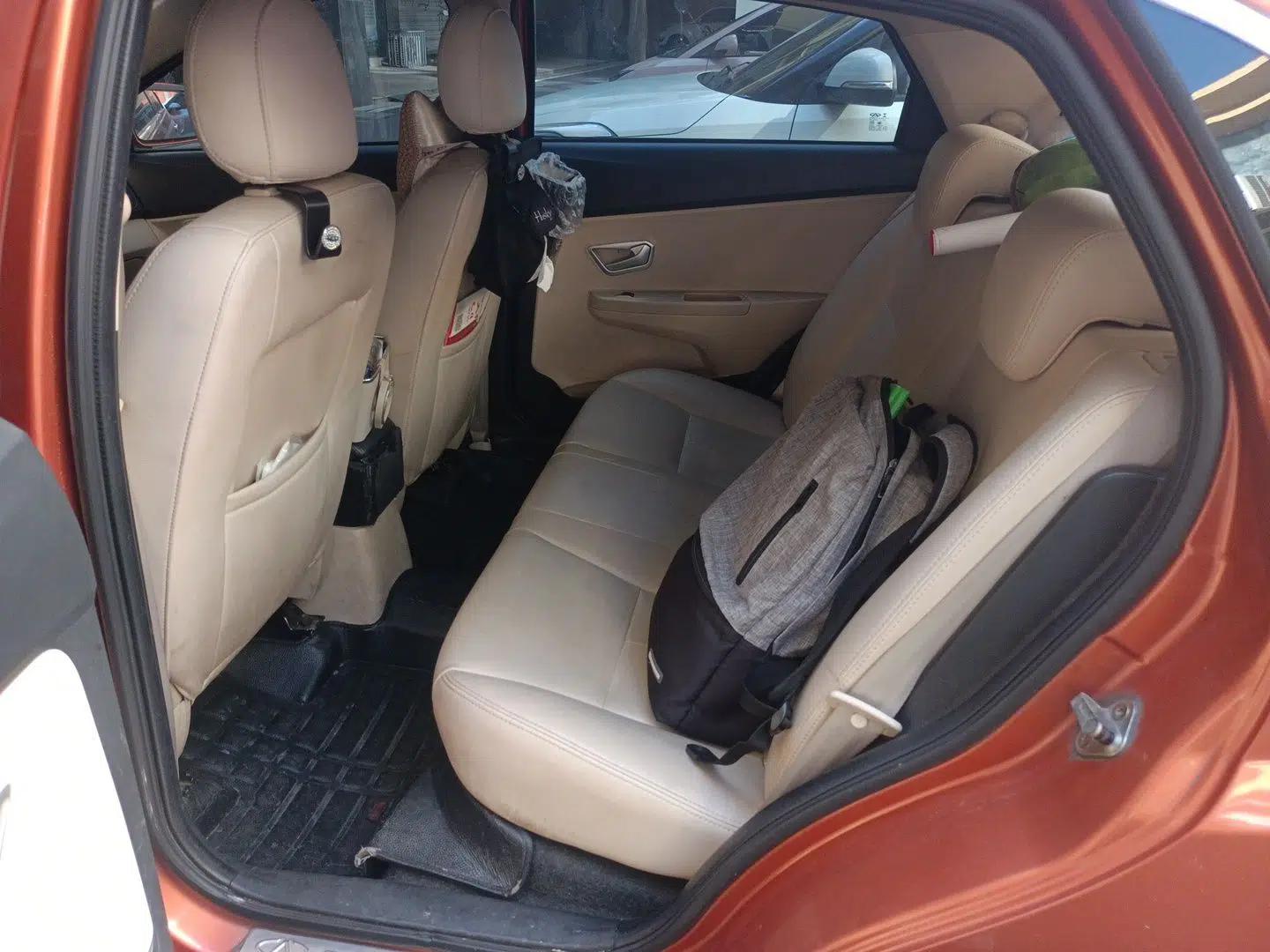 Chery Fengyun 2 2013 Hatchback 1.5L Manual Ruiyi Edition — миниатюра 18