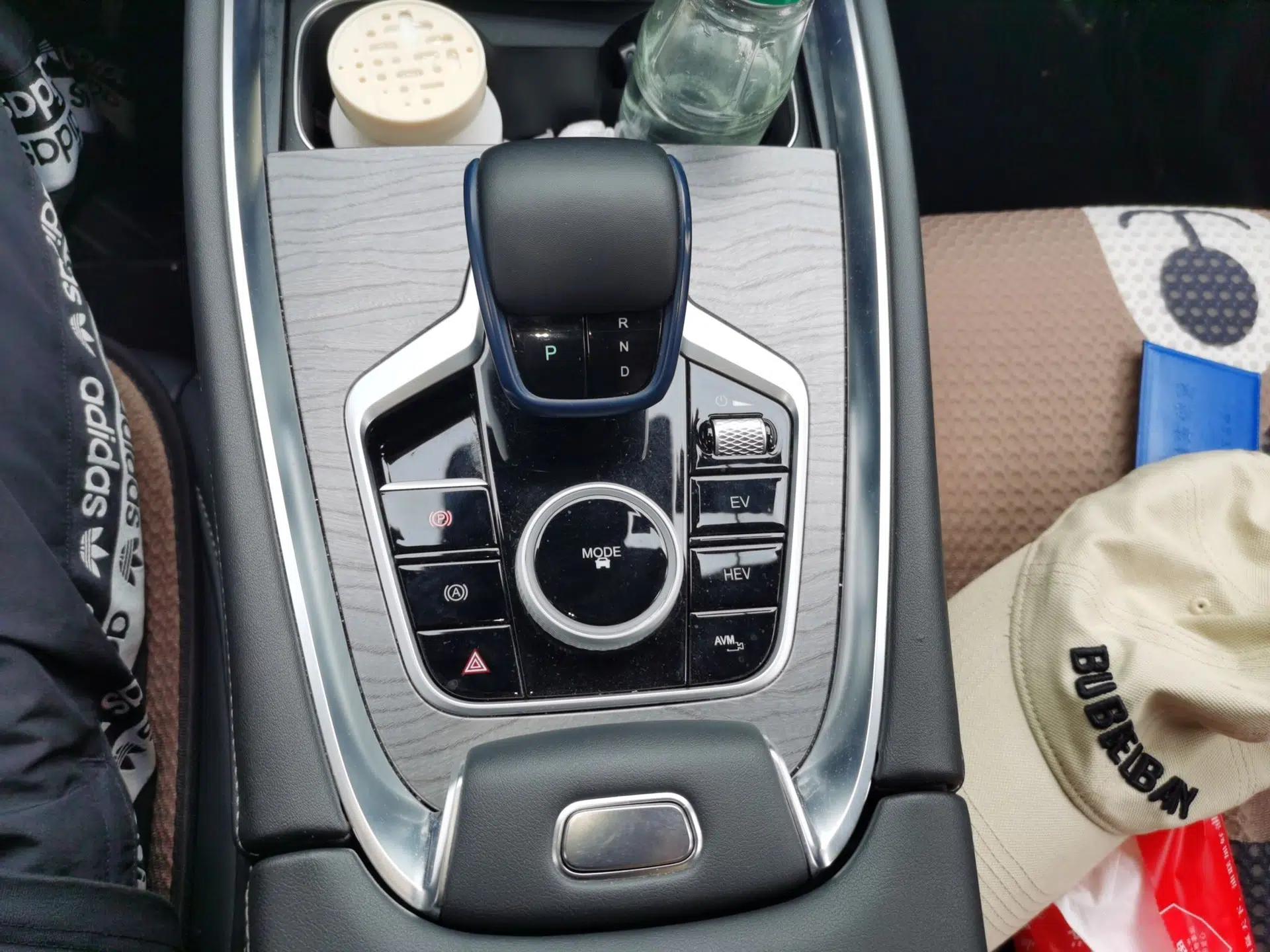 Chery Tiggo 8 PRO New Energy 2023 Champion Edition 1.5T 100km Glory Version — миниатюра 15