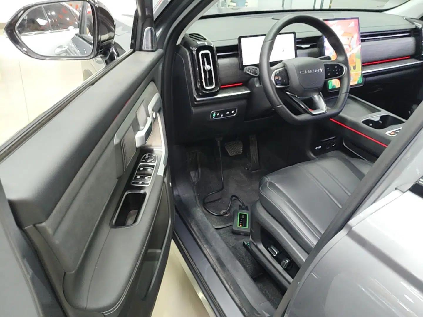 Chery Tiggo 7 C-DM 2025 1.5T 120KM Luxury Trim — миниатюра 19