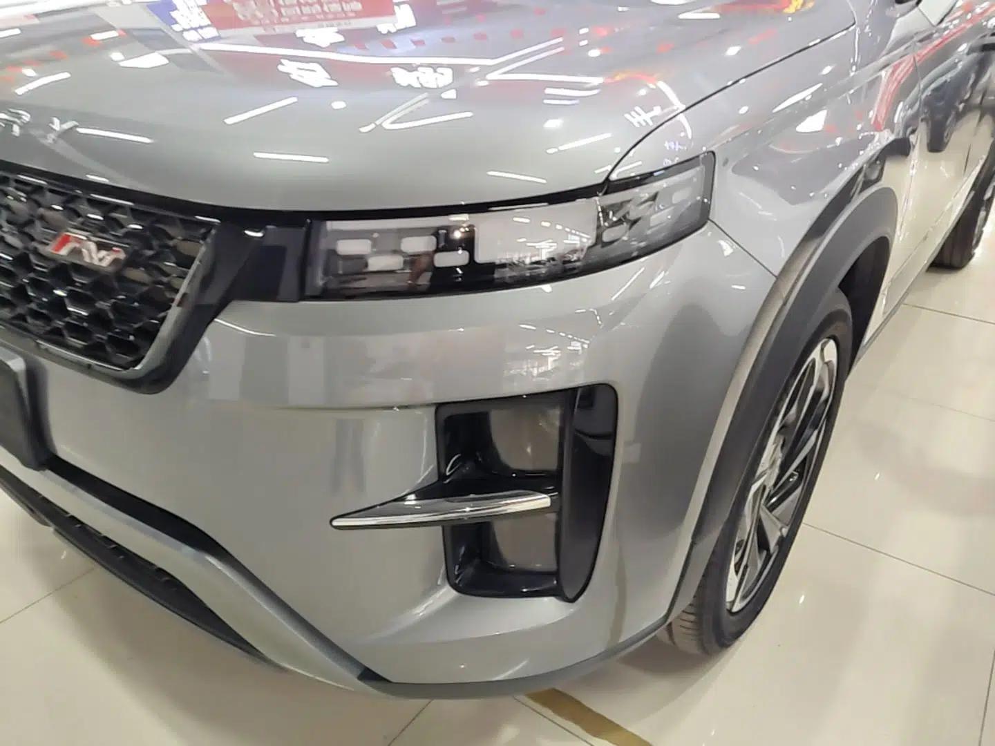 Chery Tiggo 7 C-DM 2025 1.5T 120KM Luxury Trim — миниатюра 9