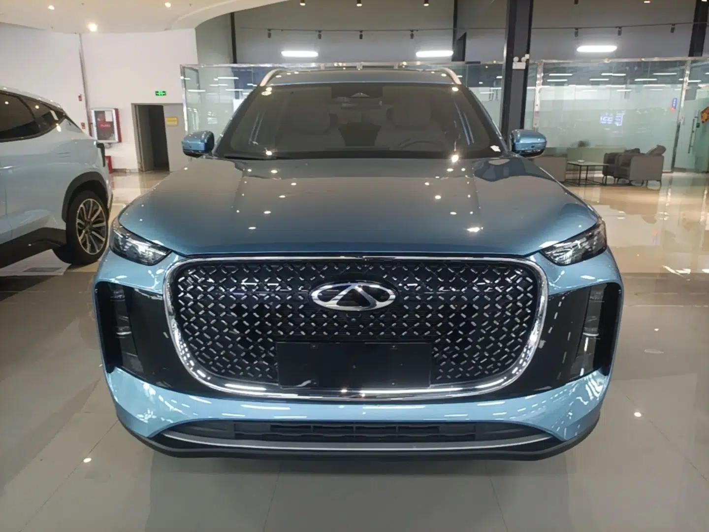 Chery Tiggo 8 PLUS C-DM 2025 1.5T 116 km Prestige Version 5 Seats — миниатюра 2