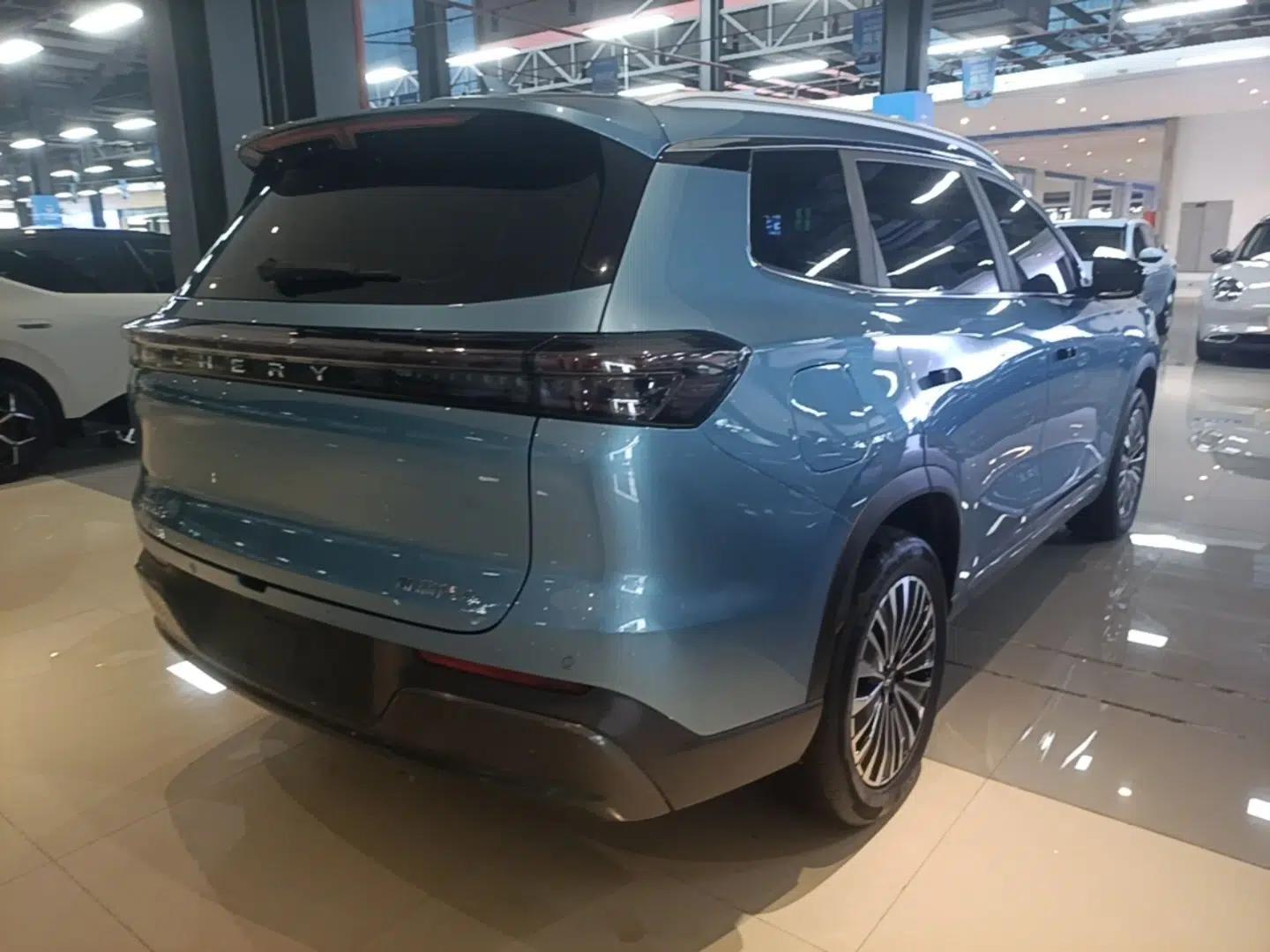 Chery Tiggo 8 PLUS C-DM 2025 1.5T 116 km Prestige Version 5 Seats — миниатюра 6