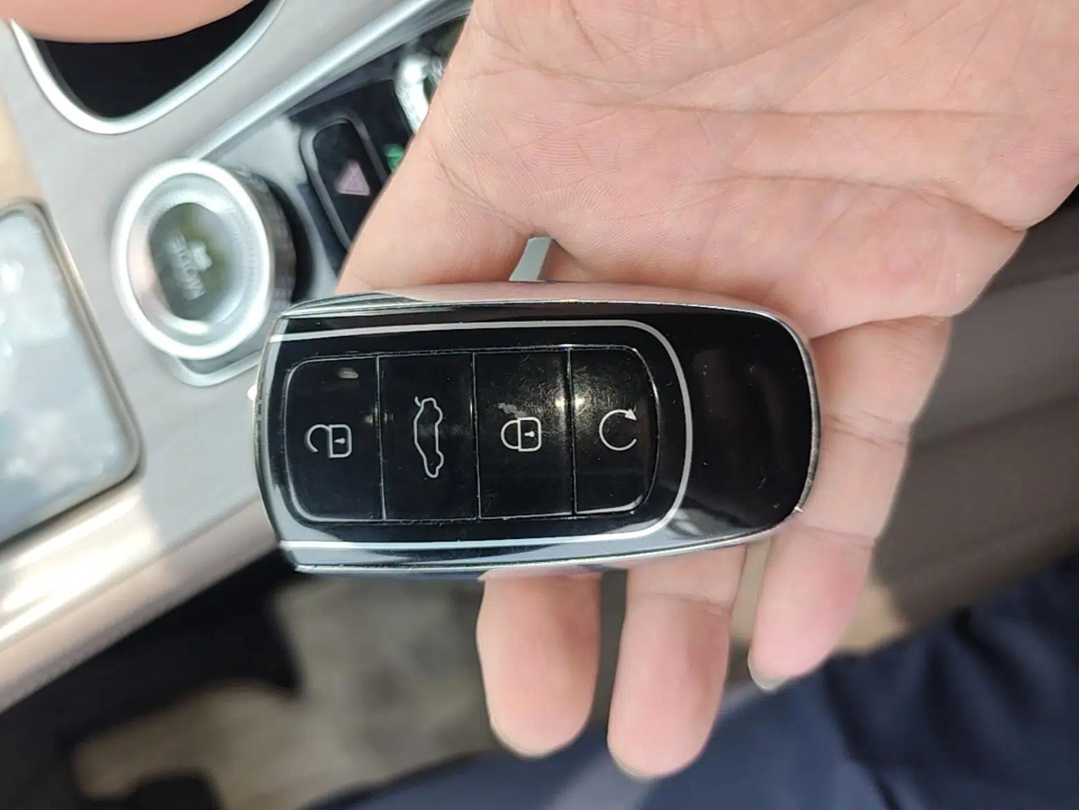 Chery Tiggo 8 PLUS C-DM 2025 1.5T 116 km Prestige Version 5 Seats — миниатюра 12