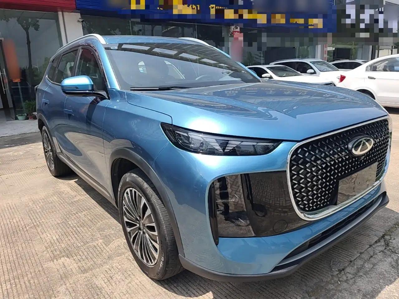 Chery Tiggo 8 PLUS C-DM 2025 1.5T 116 km Prestige Version 5 Seats — миниатюра 3
