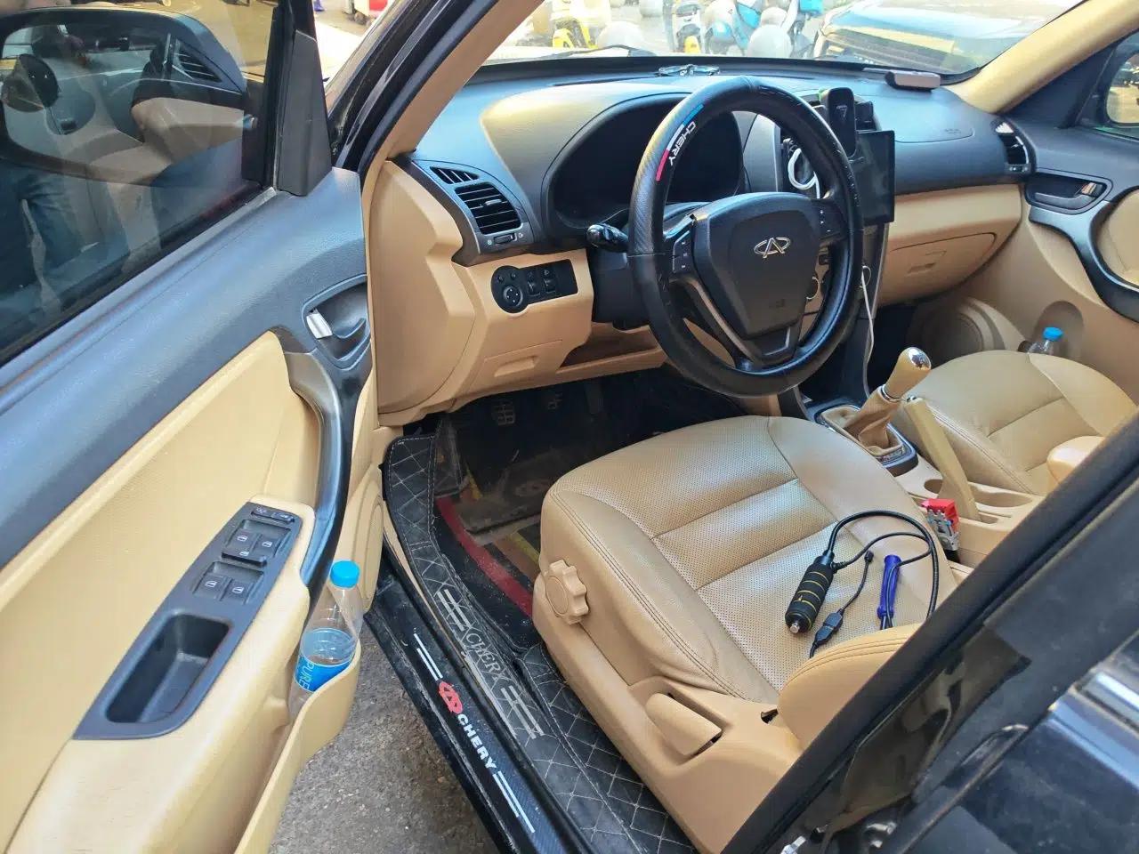 Chery Tiggo 2011 Elite Edition 1.6L Manual Luxury DVVT — миниатюра 17