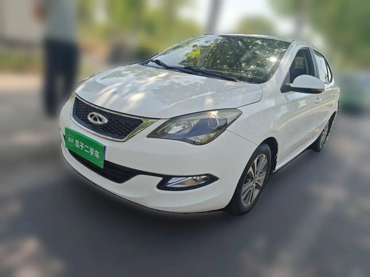 Chery Arrizo 3 2015 1.5L Automatic "Gouxuan" Edition — миниатюра 1
