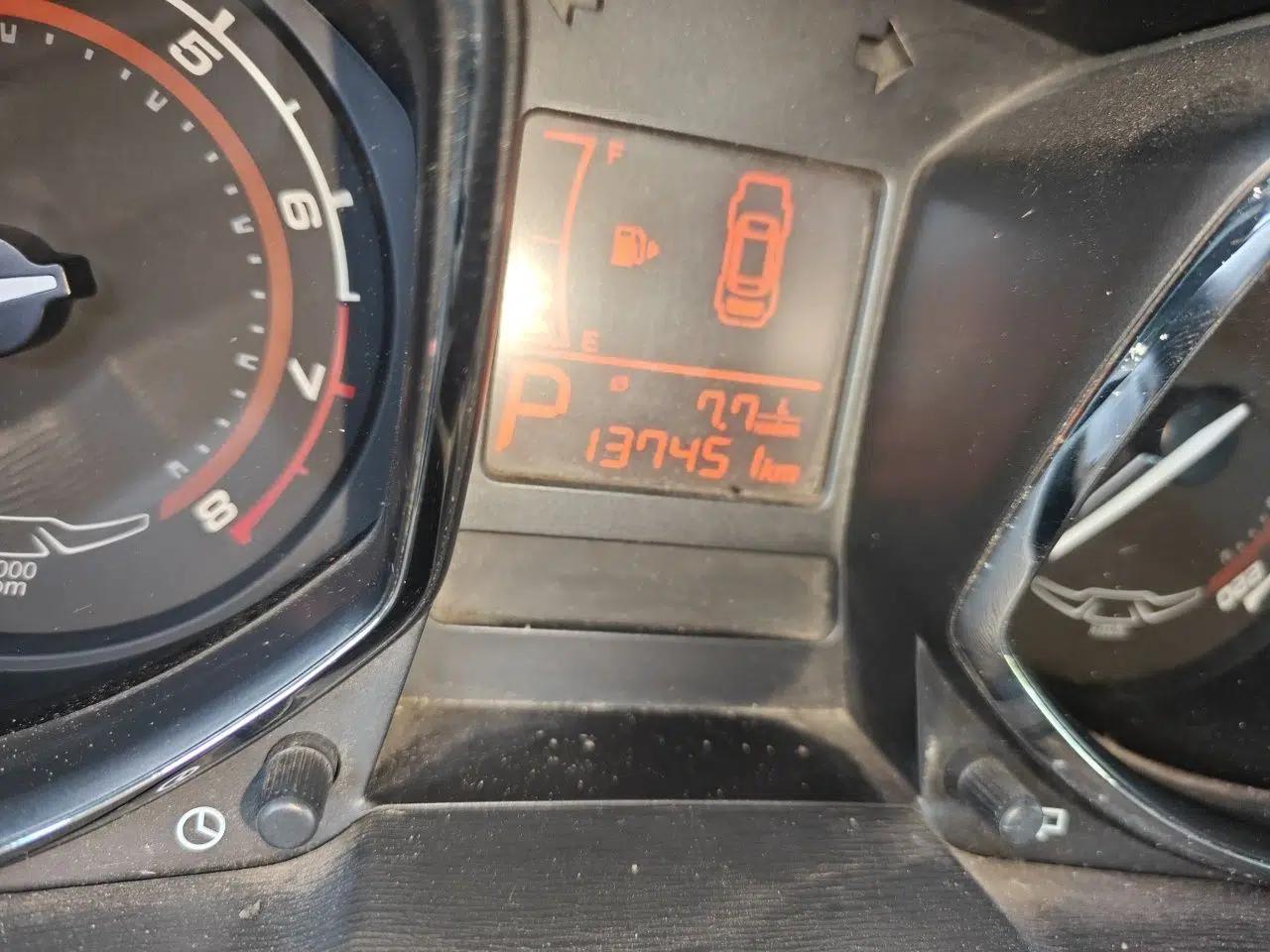 Chery Arrizo 3 2015 1.5L Automatic "Gouxuan" Edition — миниатюра 13