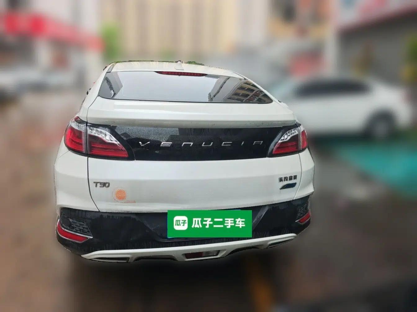 Venucia T90 2018 2.0L CVT Smart Connect Fashion Edition China V Standard — миниатюра 5