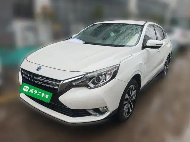 Venucia T90 2018 2.0L CVT Smart Connect Fashion Edition China V Standard