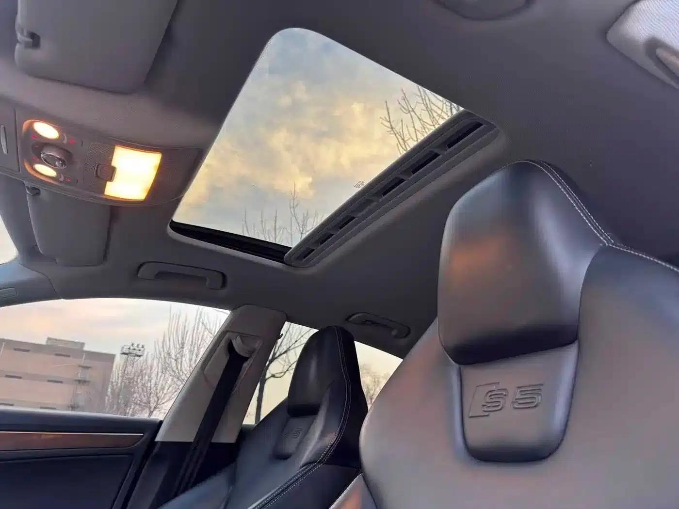 2012 Audi S5 3.0T Sportback — миниатюра 16
