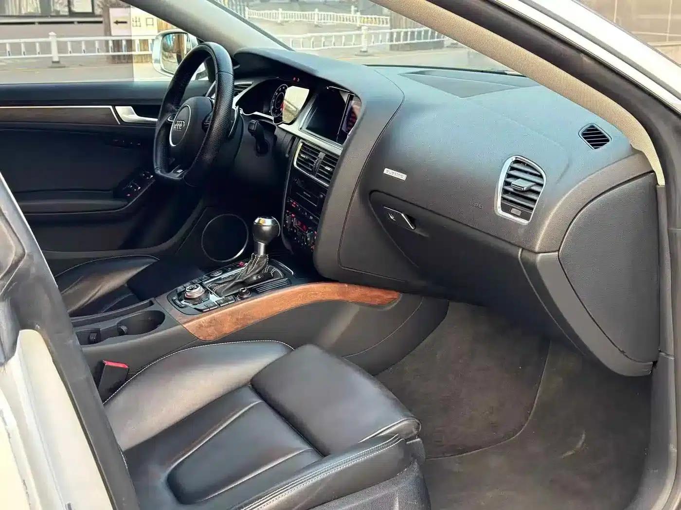 2012 Audi S5 3.0T Sportback — миниатюра 18
