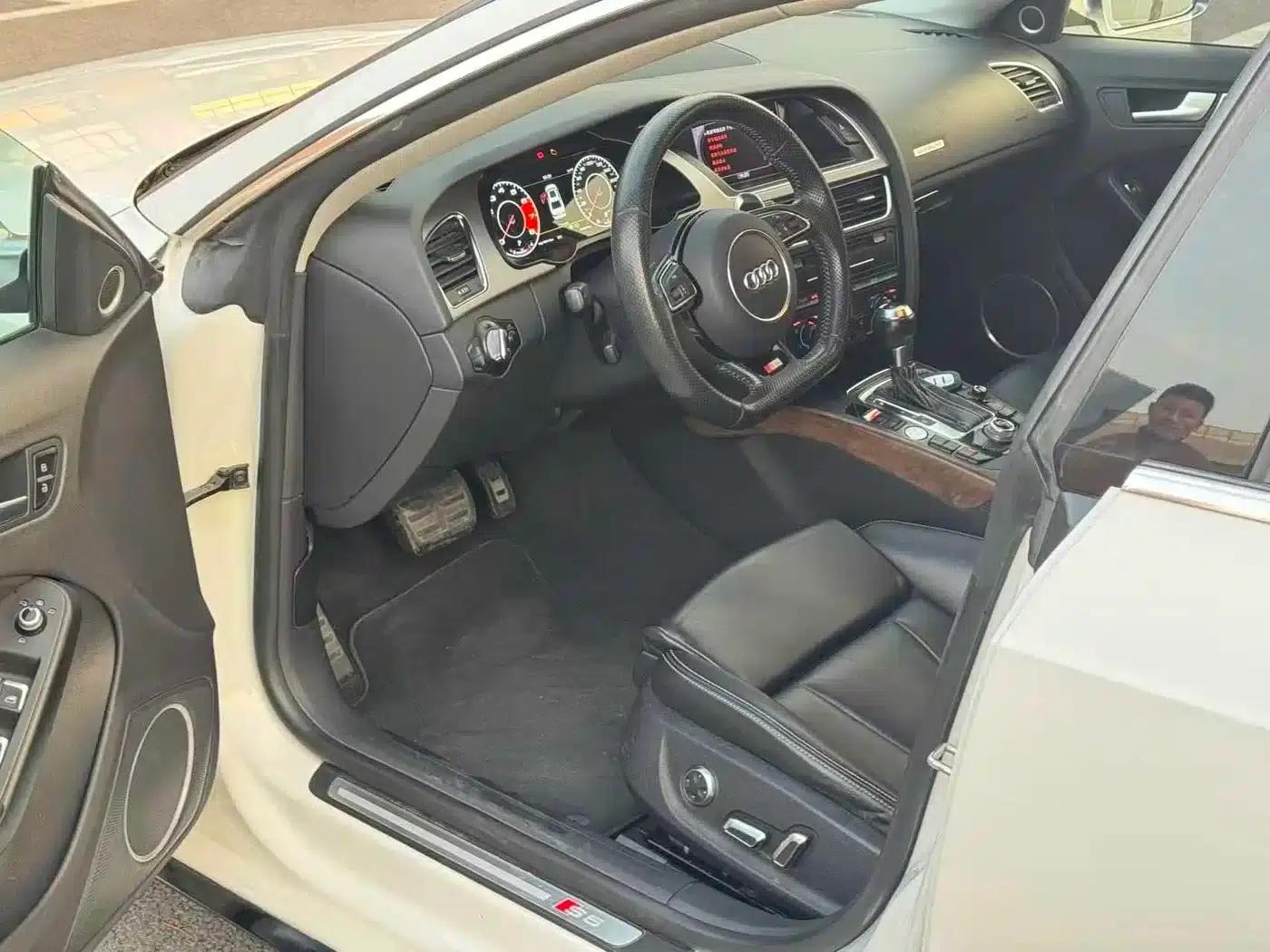 2012 Audi S5 3.0T Sportback — миниатюра 20