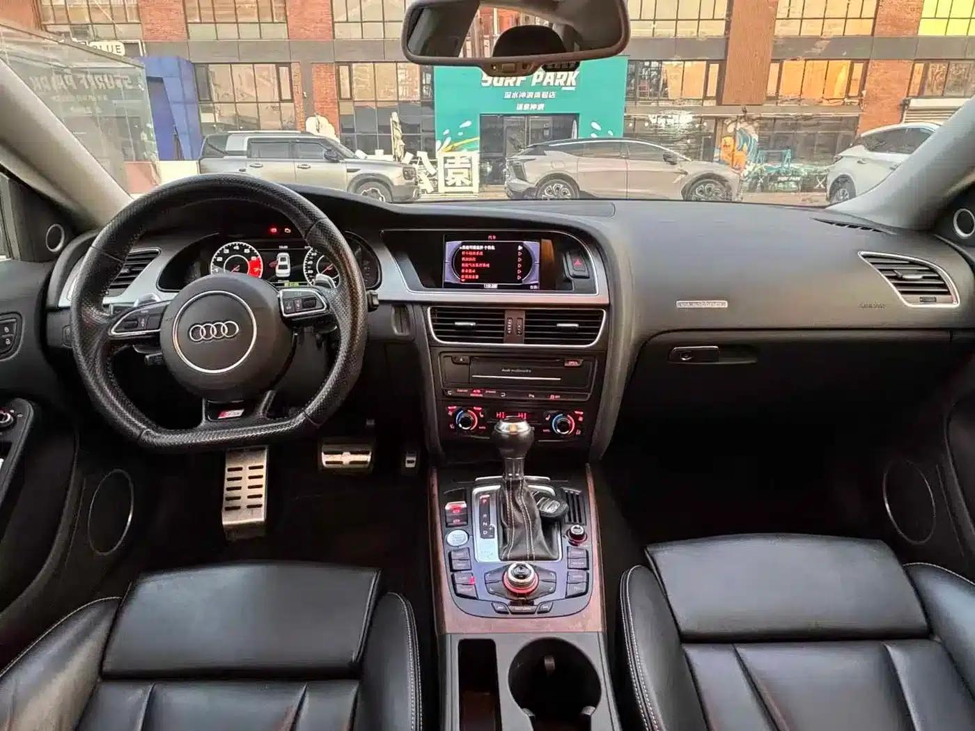 2012 Audi S5 3.0T Sportback — миниатюра 10