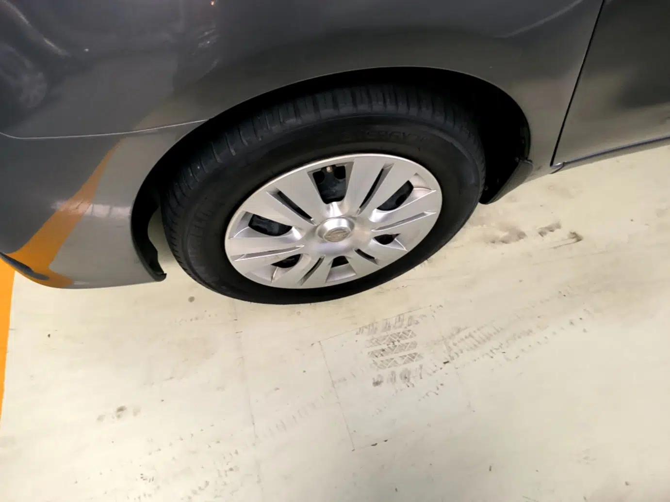 Nissan Livina 2015 1.6XE CVT Comfort Edition — миниатюра 9