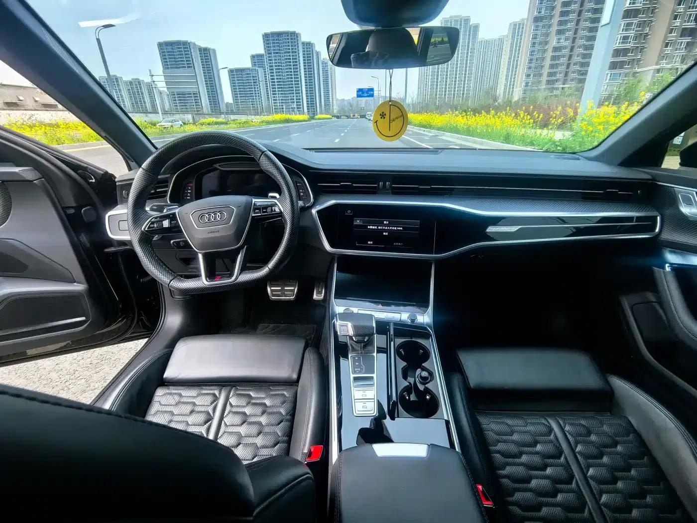 2024 Audi RS 6 RS 6 4.0T Avant Performance — миниатюра 14