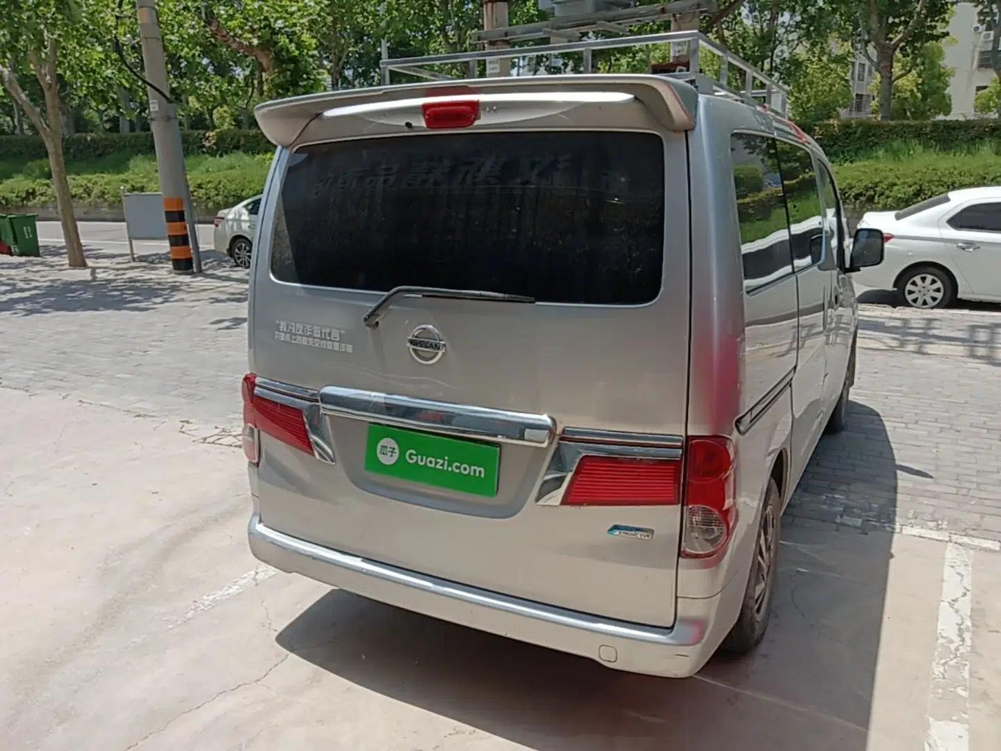 Nissan NV200 2016 Revised Version 1.6L CVT Luxury Edition — миниатюра 6