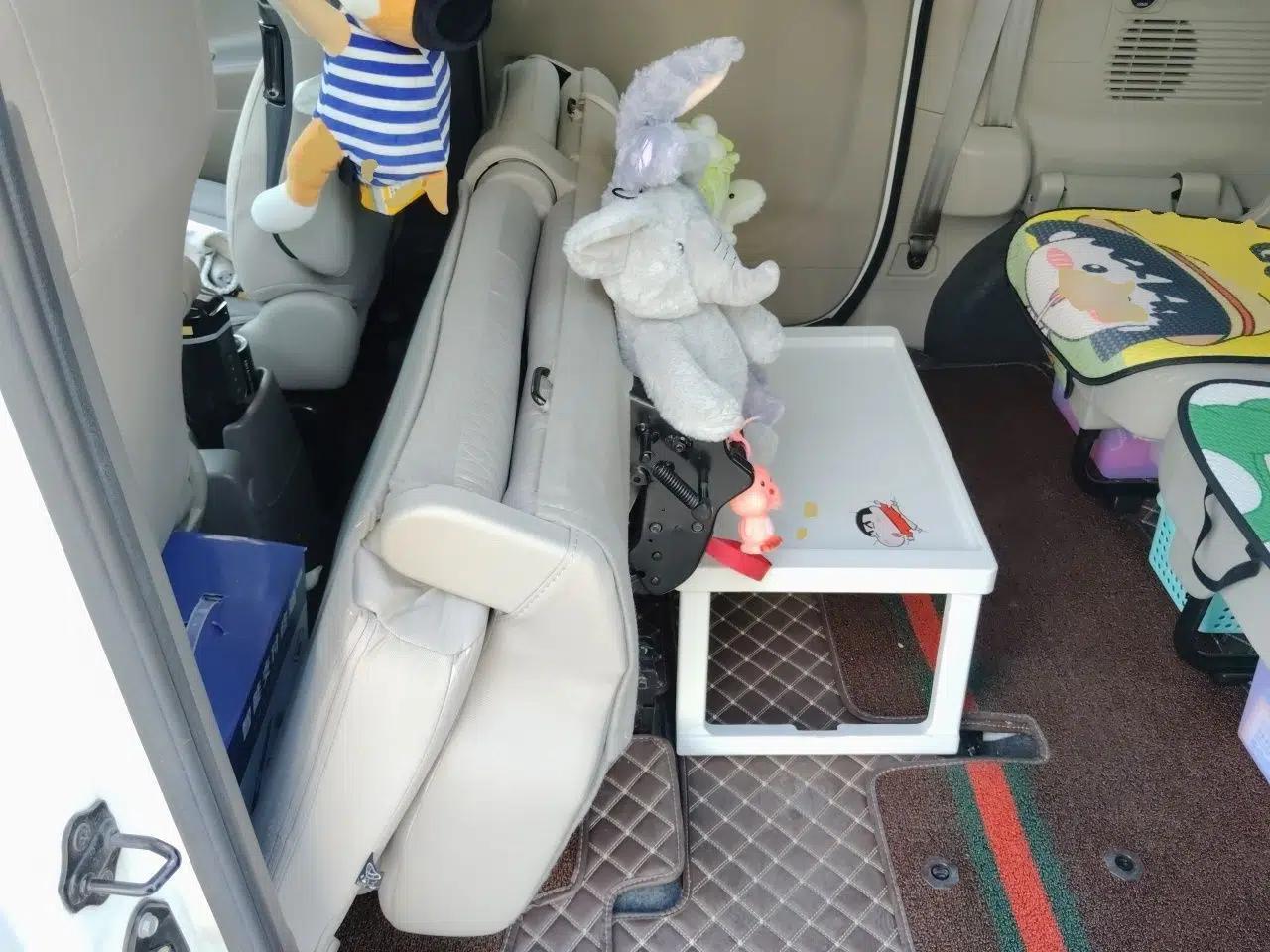Nissan NV200 2018 1.6L CVT Luxury Model — миниатюра 18