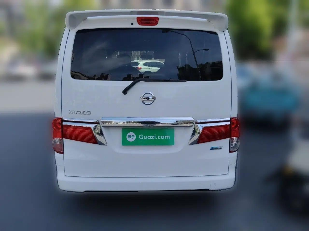 Nissan NV200 2018 1.6L CVT Luxury Model — миниатюра 5