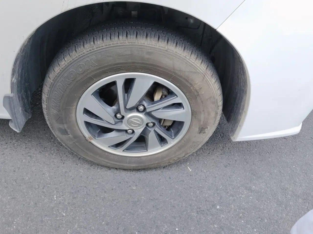 Nissan NV200 2018 1.6L CVT Luxury Model — миниатюра 8