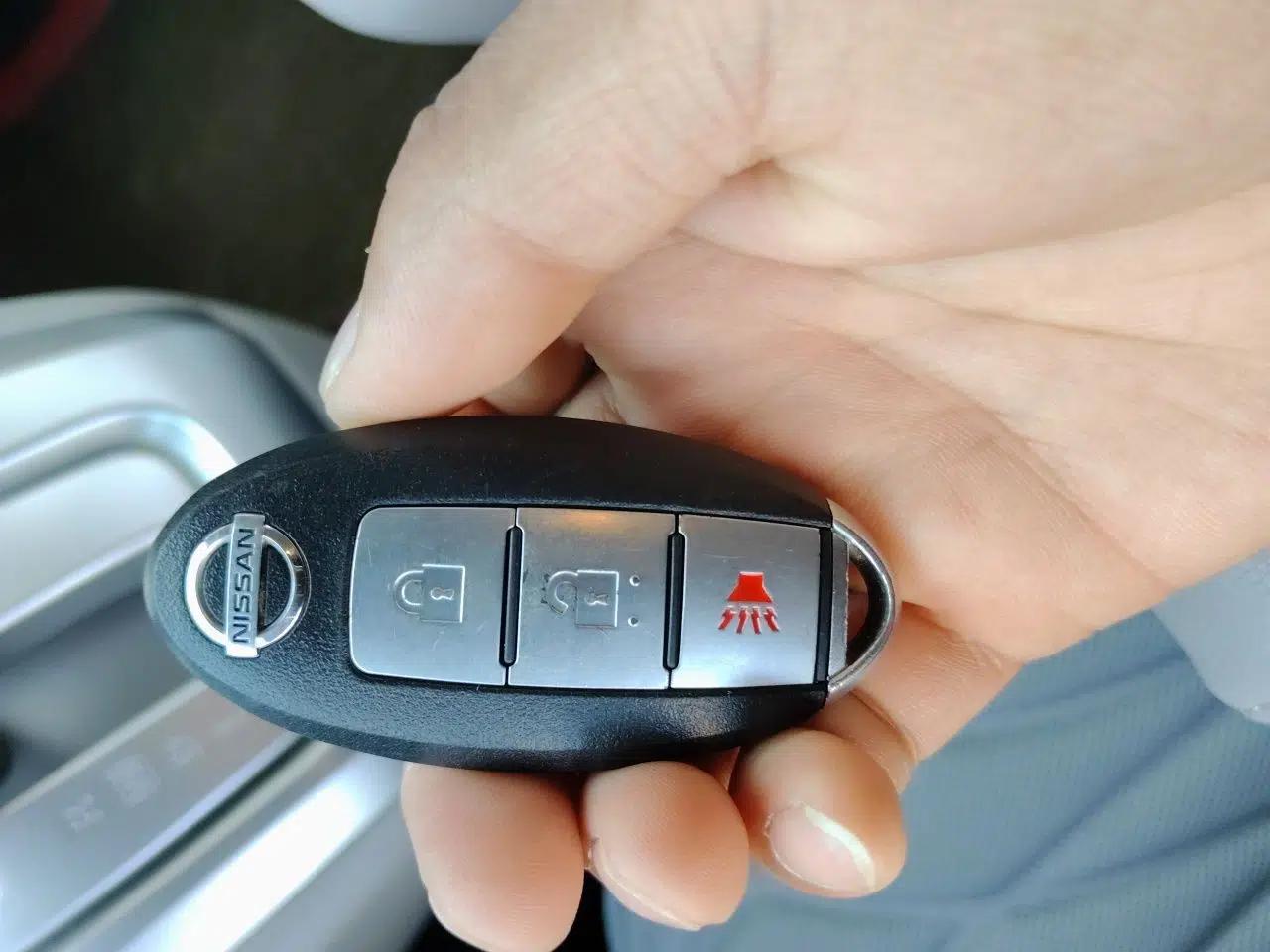 Nissan NV200 2018 1.6L CVT Luxury Model — миниатюра 9