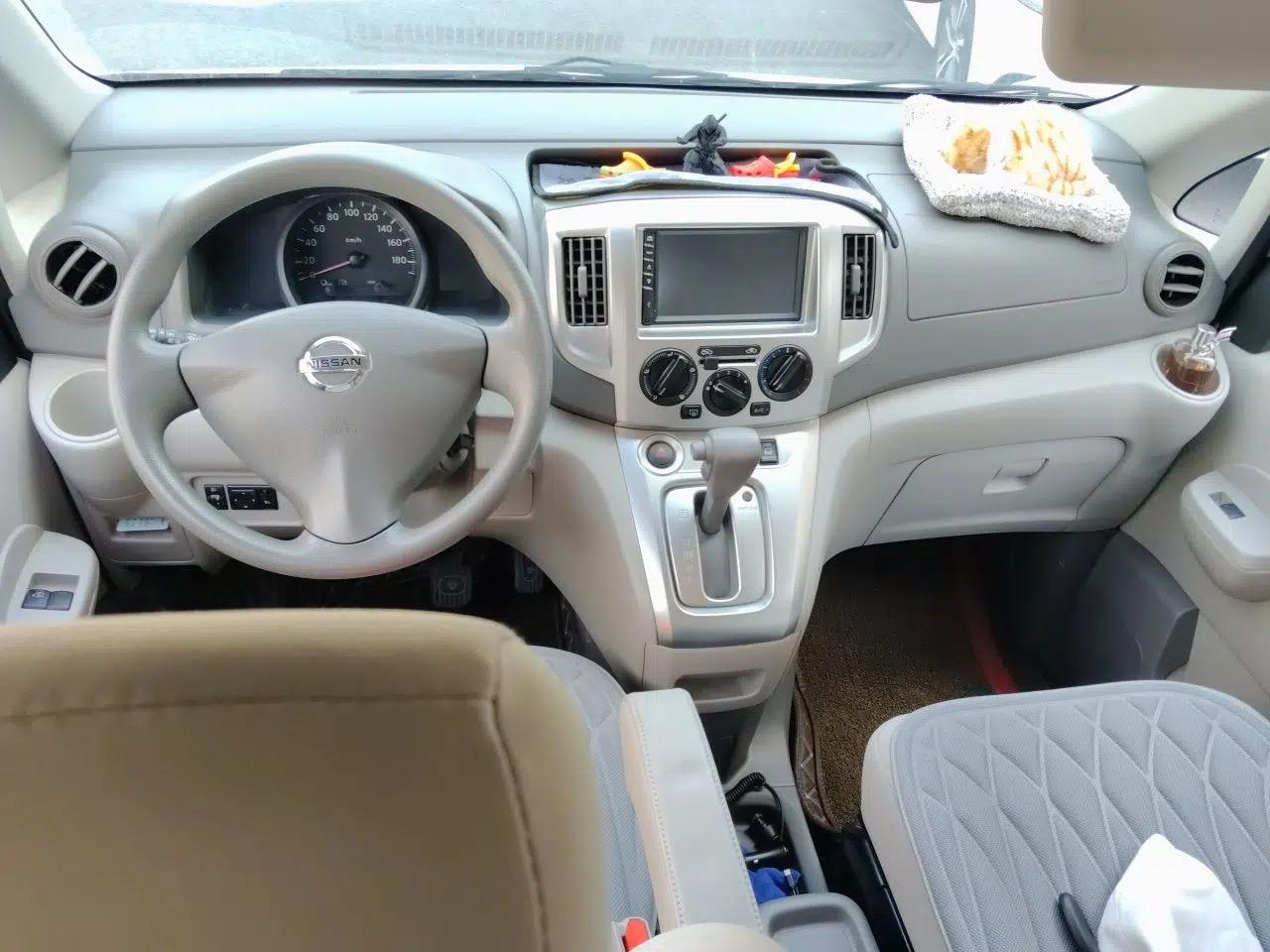Nissan NV200 2018 1.6L CVT Luxury Model — миниатюра 10