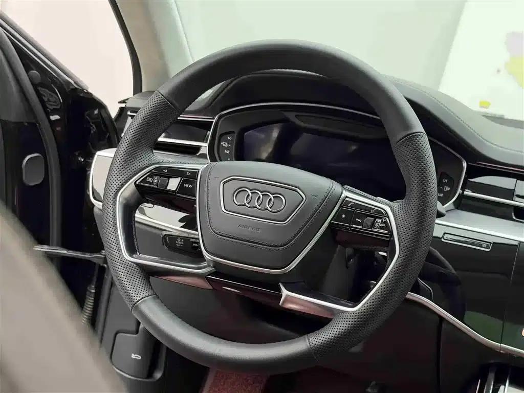 Audi A8 PHEV 2022 A8L 60 TFSIe quattro Collector's Edition — миниатюра 12