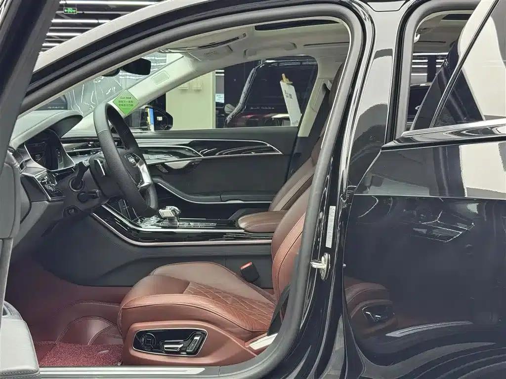 Audi A8 PHEV 2022 A8L 60 TFSIe quattro Collector's Edition — миниатюра 6