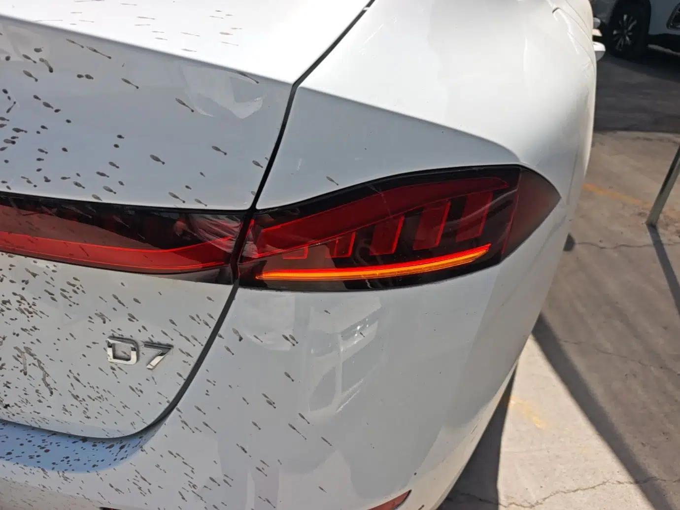 Roewe D7 2025 DMH 125km World Champion Edition — миниатюра 7