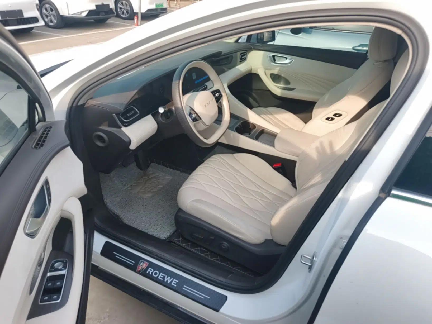 Roewe D7 2023 EV 510km Rear-Drive Flagship Edition — миниатюра 18