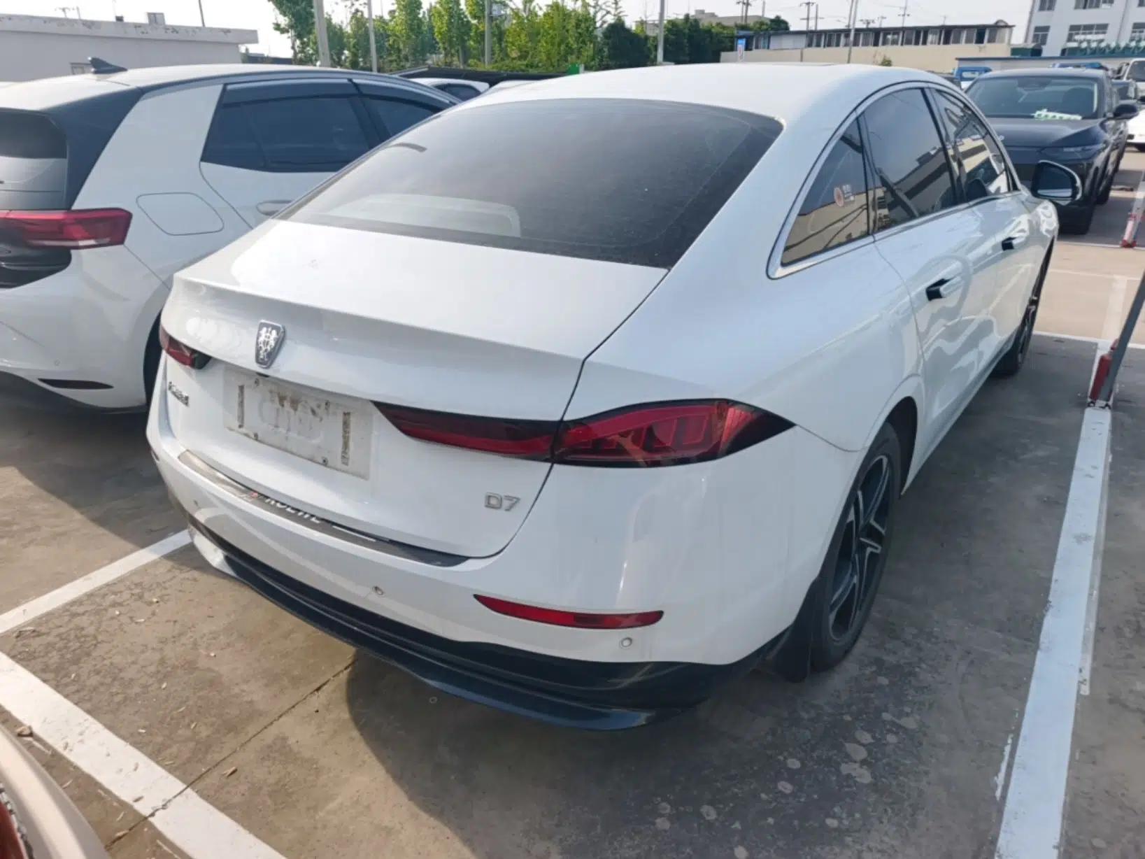 Roewe D7 2023 EV 510km Rear-Drive Flagship Edition — миниатюра 4