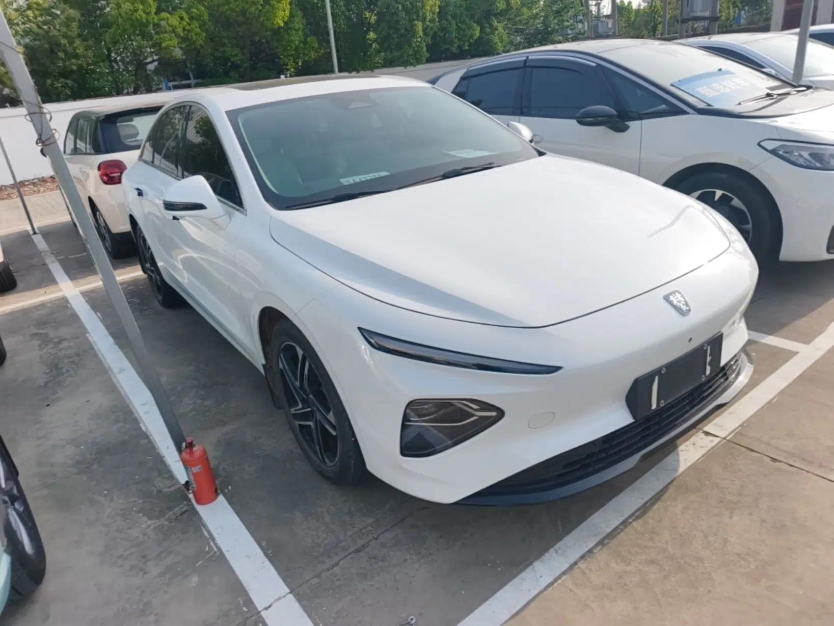 Roewe D7 2023 EV 510km Rear-Drive Flagship Edition — миниатюра 6