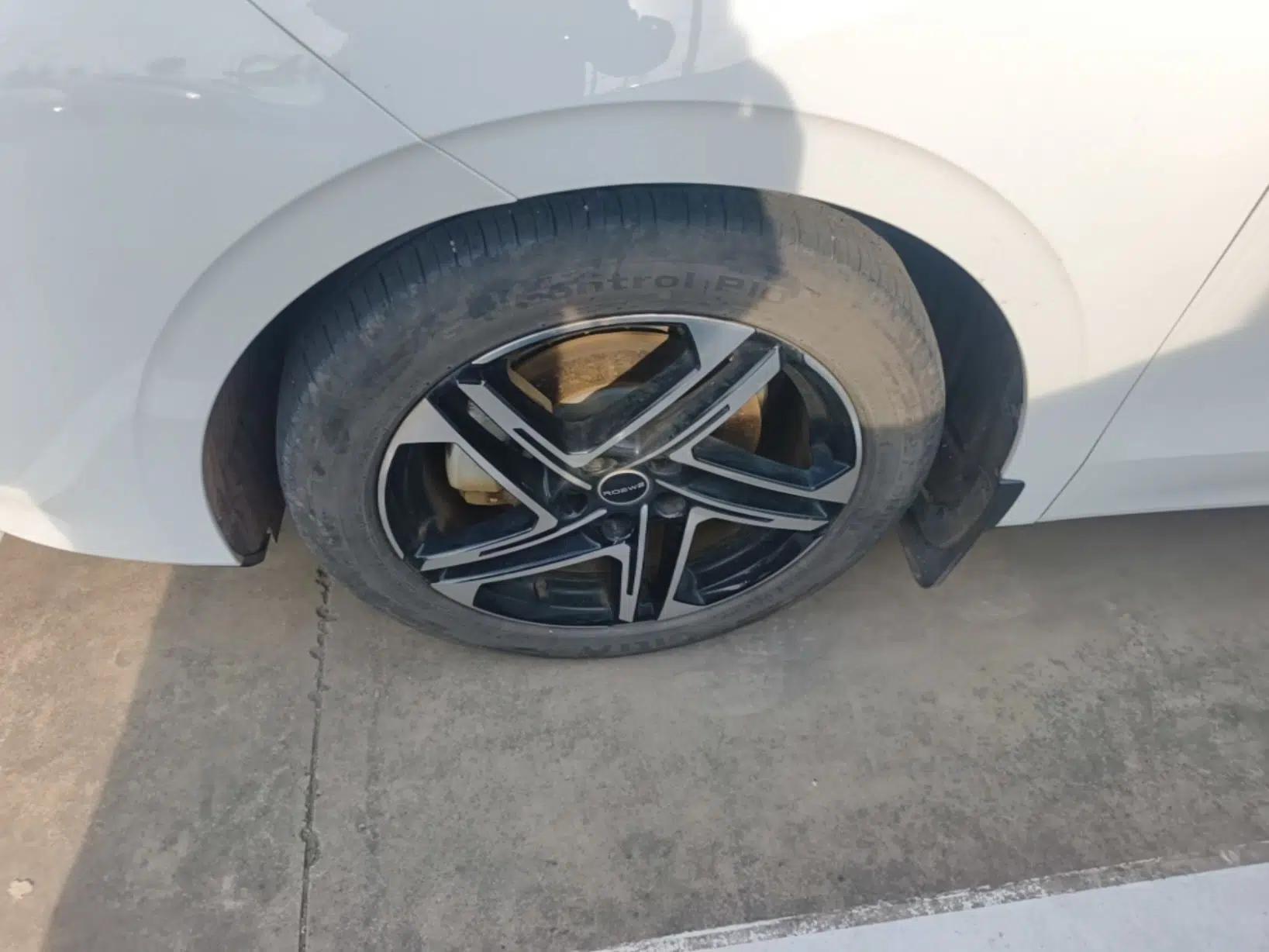 Roewe D7 2023 EV 510km Rear-Drive Flagship Edition — миниатюра 9