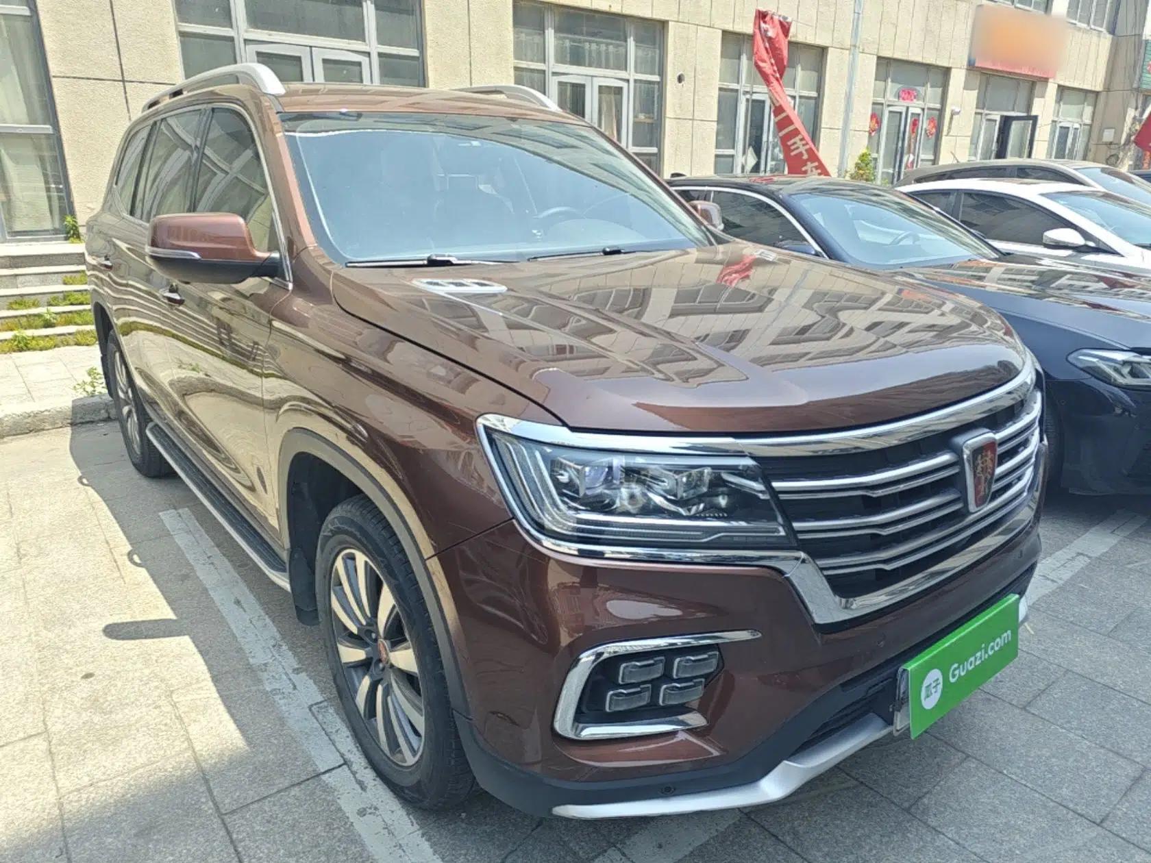 Roewe RX8 2018 30T Smart Connectivity Two-Wheel Drive Flagship Edition — миниатюра 3