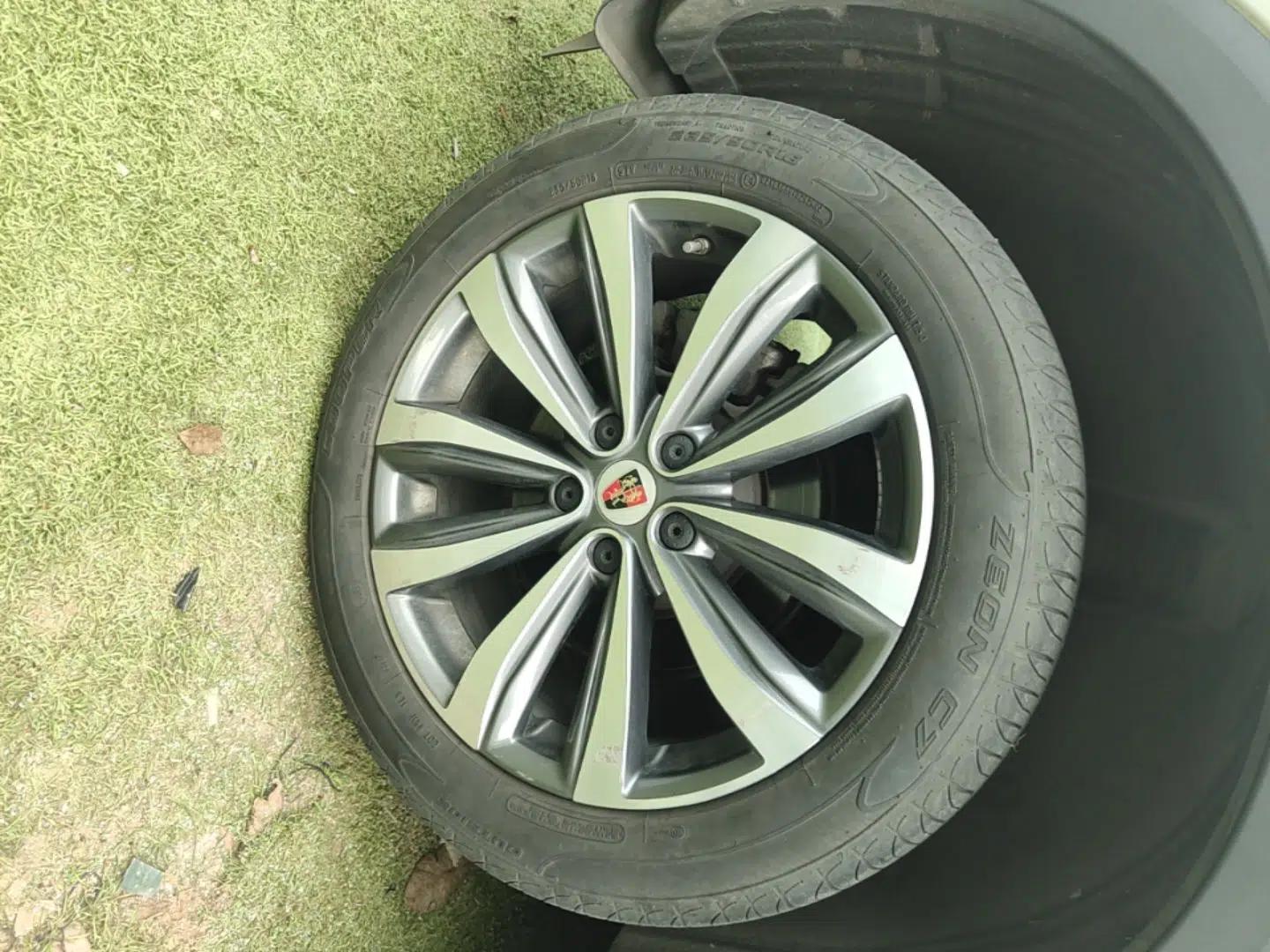 Roewe RX5 MAX 2019 300TGI Automatic Smart Cabin Luxury Edition — миниатюра 10