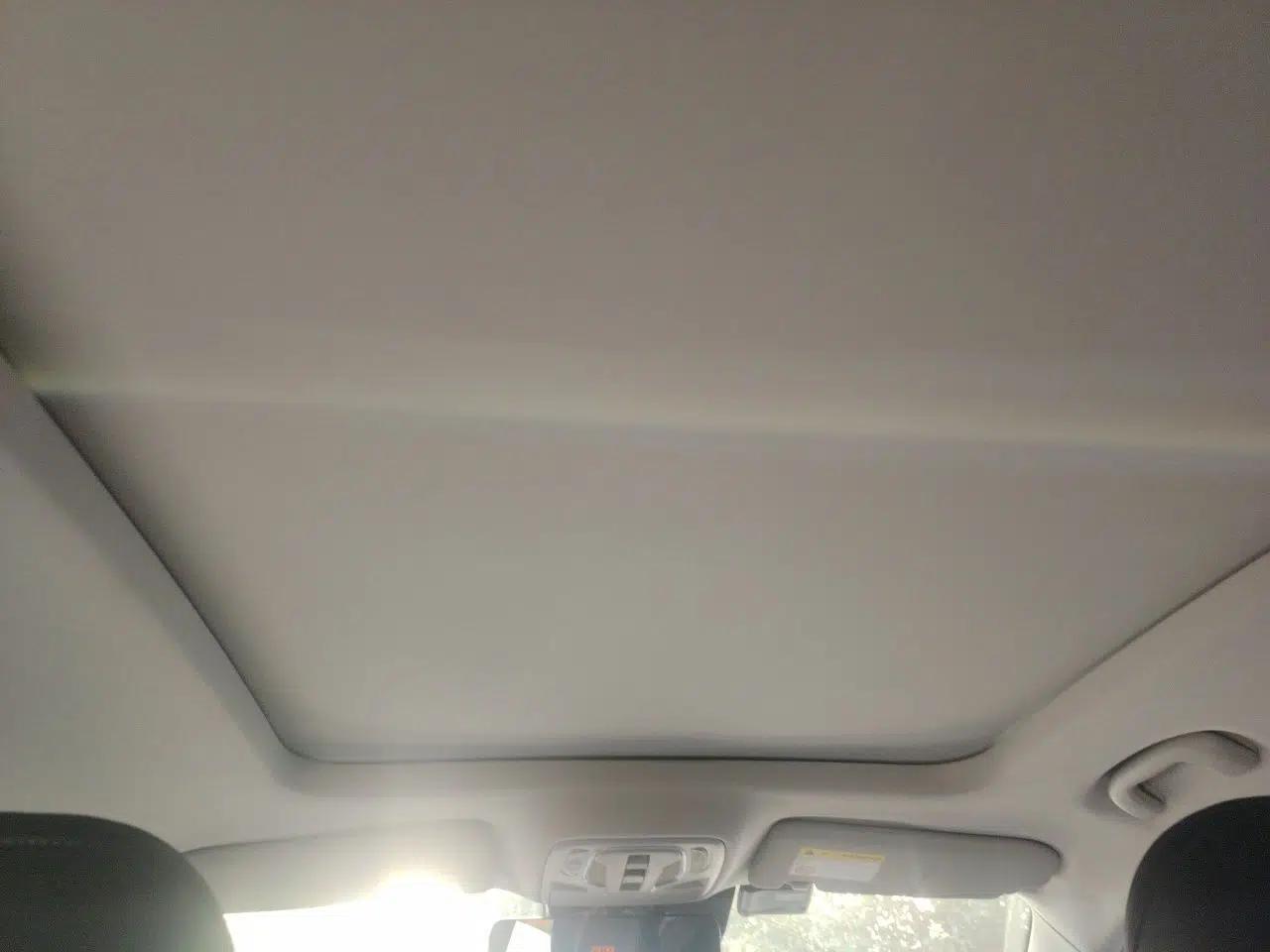 Roewe RX5 MAX 2019 400TGI Automatic Smart Cabin Flagship Edition — миниатюра 19