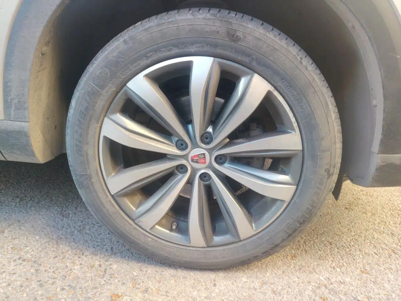 Roewe RX5 MAX 2019 400TGI Automatic Smart Cabin Flagship Edition — миниатюра 8