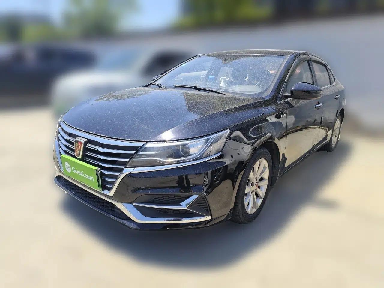 Roewe i6 New Energy 2017 45T Hybrid Connect & Smart Enjoyment Edition — миниатюра 1
