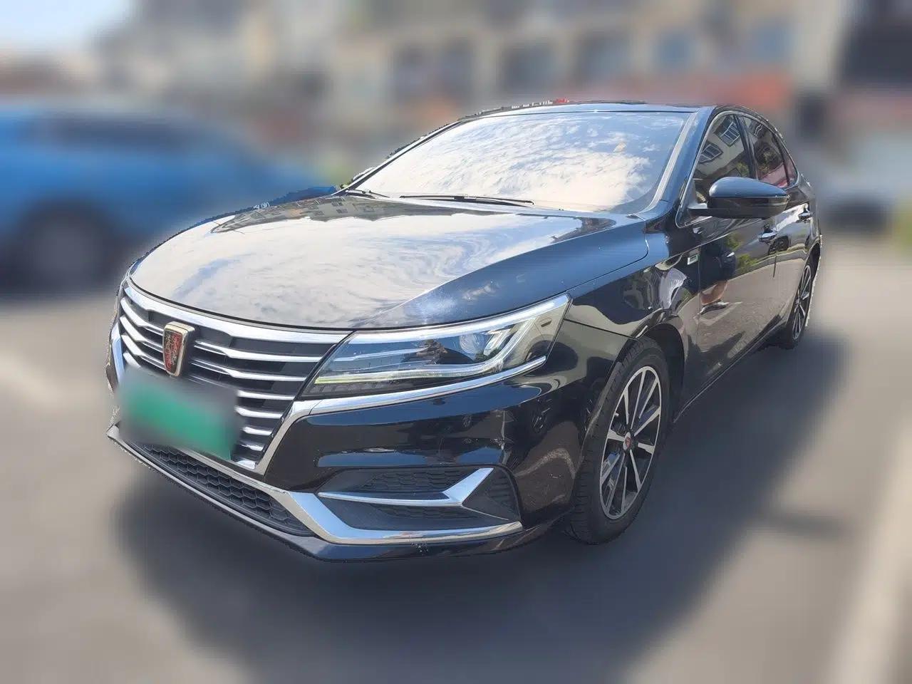 Roewe i6 New Energy 2017 45T Hybrid Connective Smart Luxury Edition — миниатюра 1