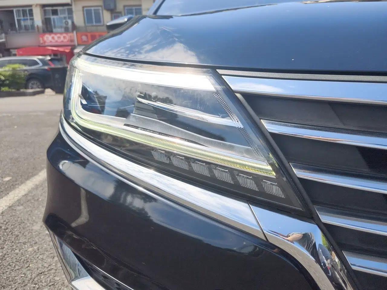 Roewe i6 New Energy 2017 45T Hybrid Connective Smart Luxury Edition — миниатюра 7