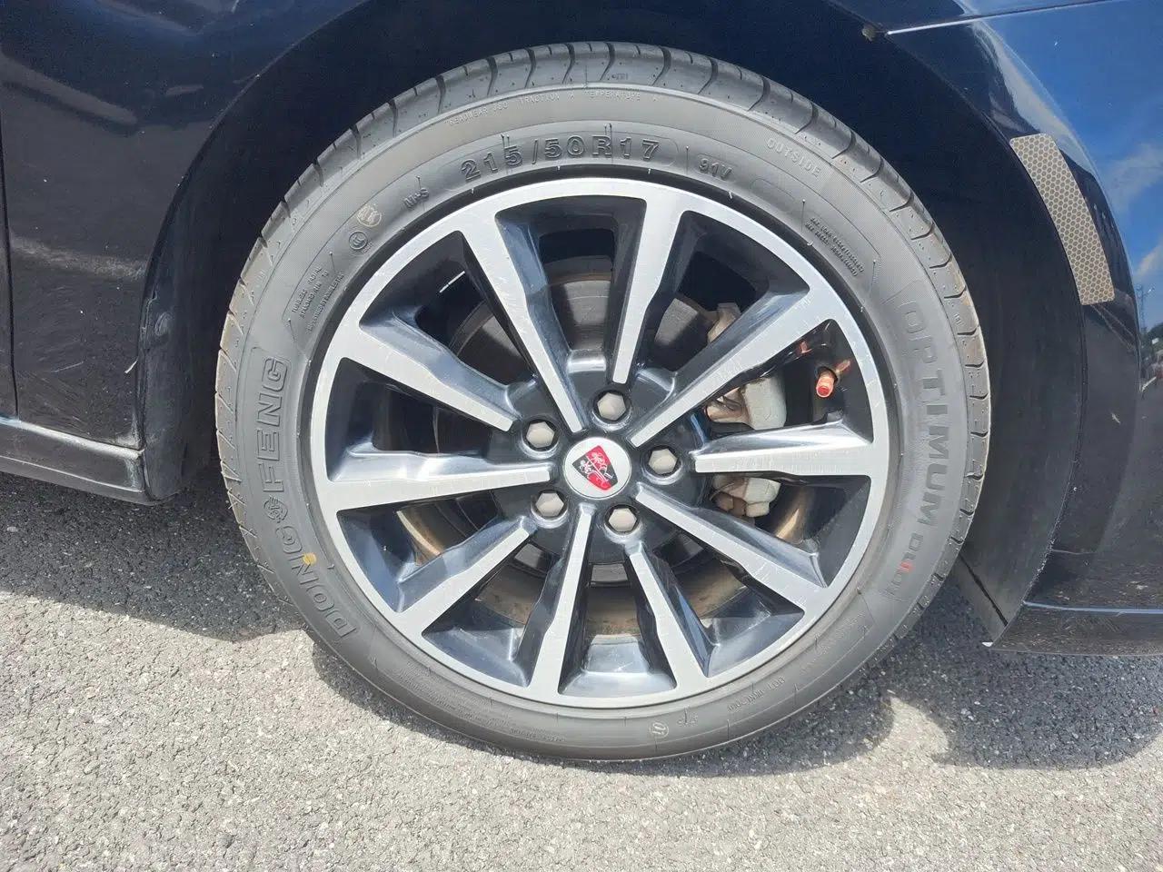 Roewe i6 New Energy 2017 45T Hybrid Connective Smart Luxury Edition — миниатюра 8