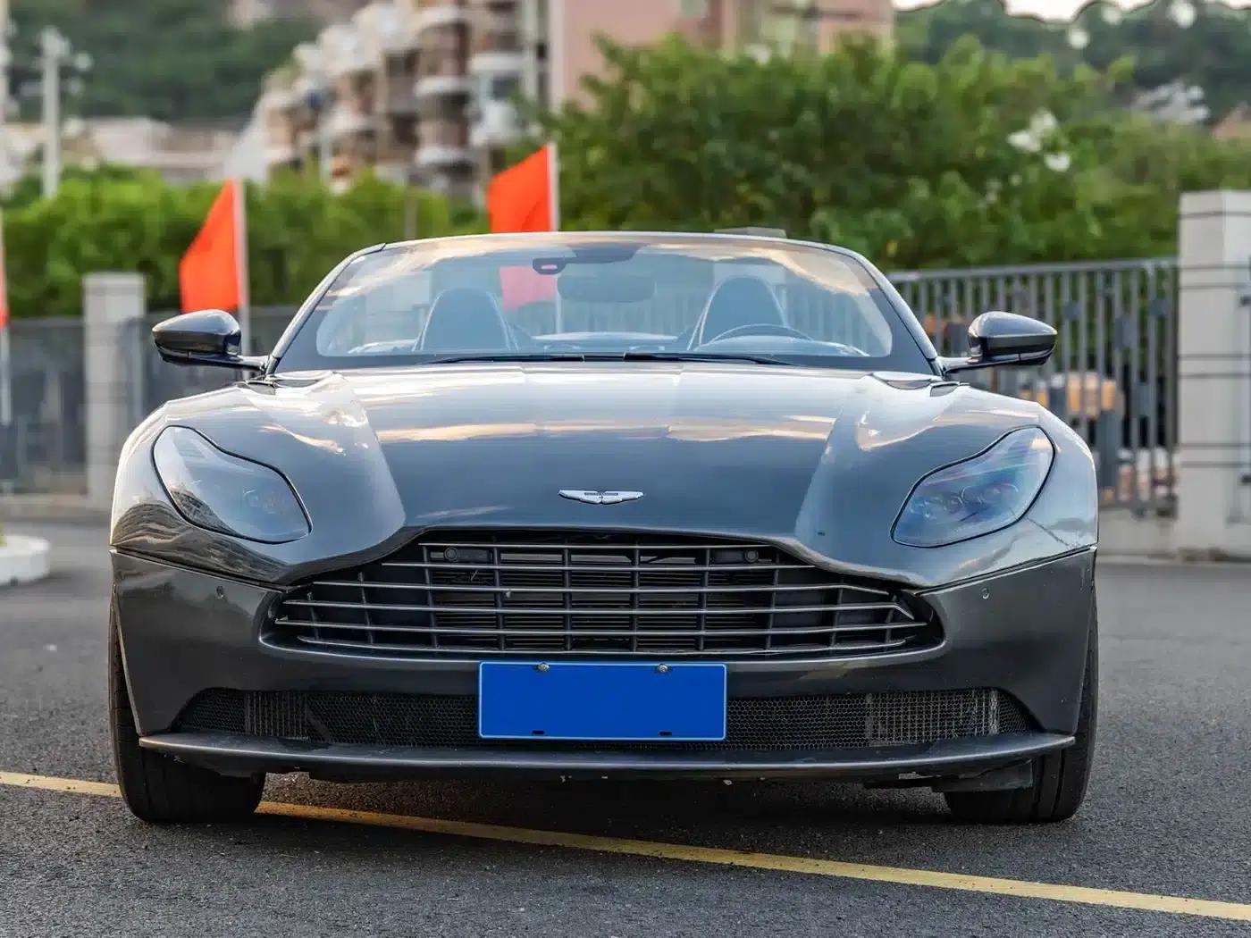 Aston Martin DB11 2019 4.0T V8 Volante — миниатюра 2