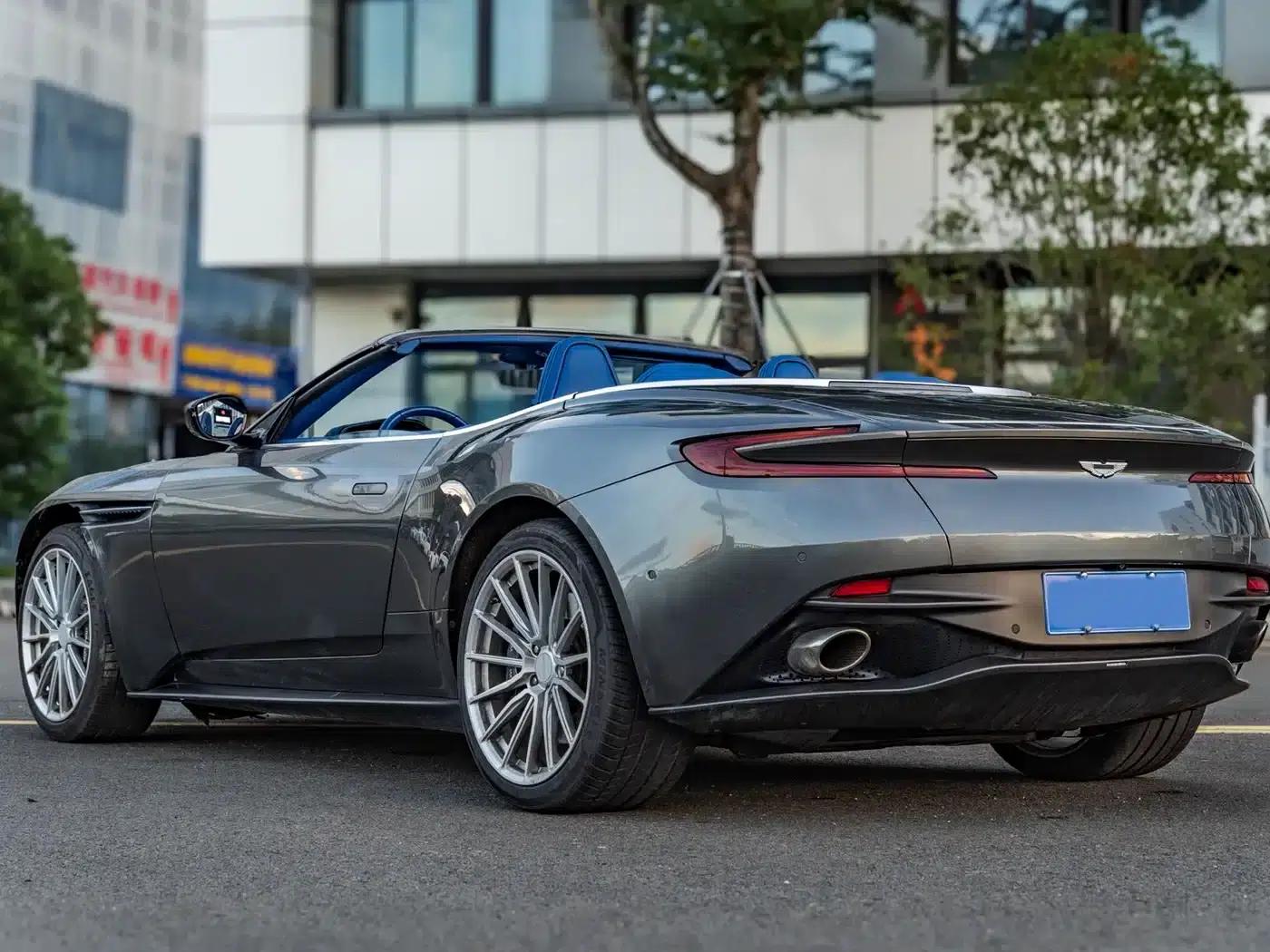 Aston Martin DB11 2019 4.0T V8 Volante — миниатюра 6