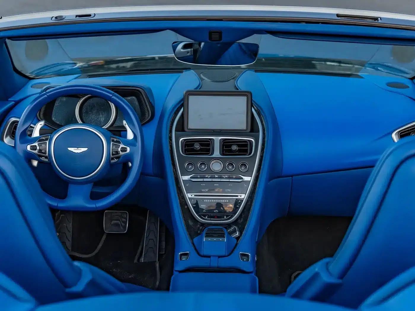 Aston Martin DB11 2019 4.0T V8 Volante — миниатюра 8