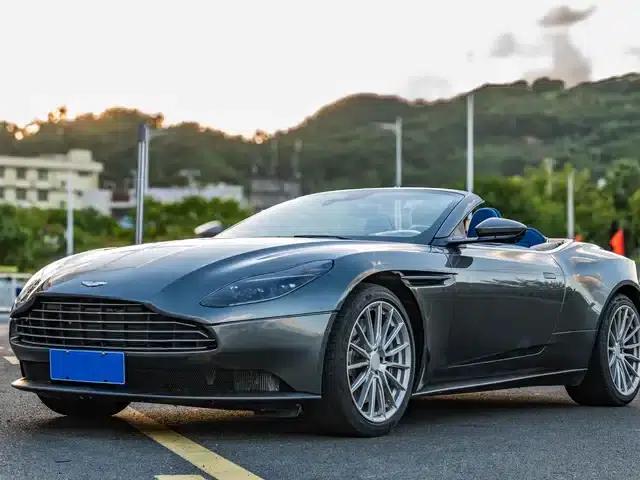 Aston Martin DB11 2019 4.0T V8 Volante
