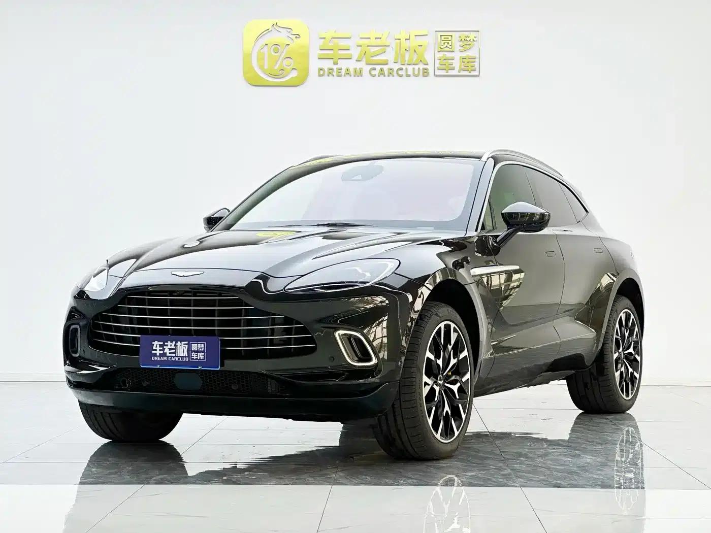 Aston Martin DBX 2020 4.0T V8 — миниатюра 1